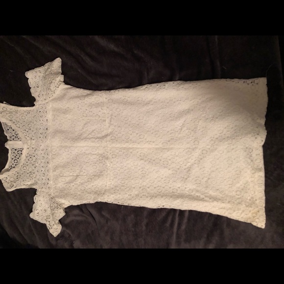 White Dress - Picture 1 of 2